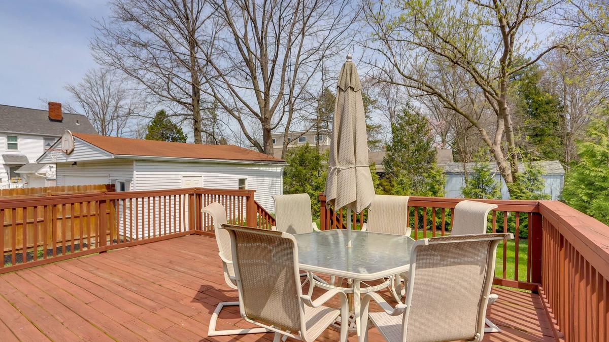 Avon Lake House | Chic Home w/Deck, Walk to Lake Erie!