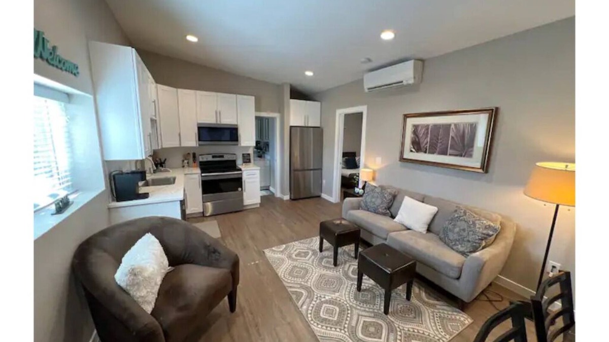 Brighton Apartment | Chic & intimate 2 bedroom