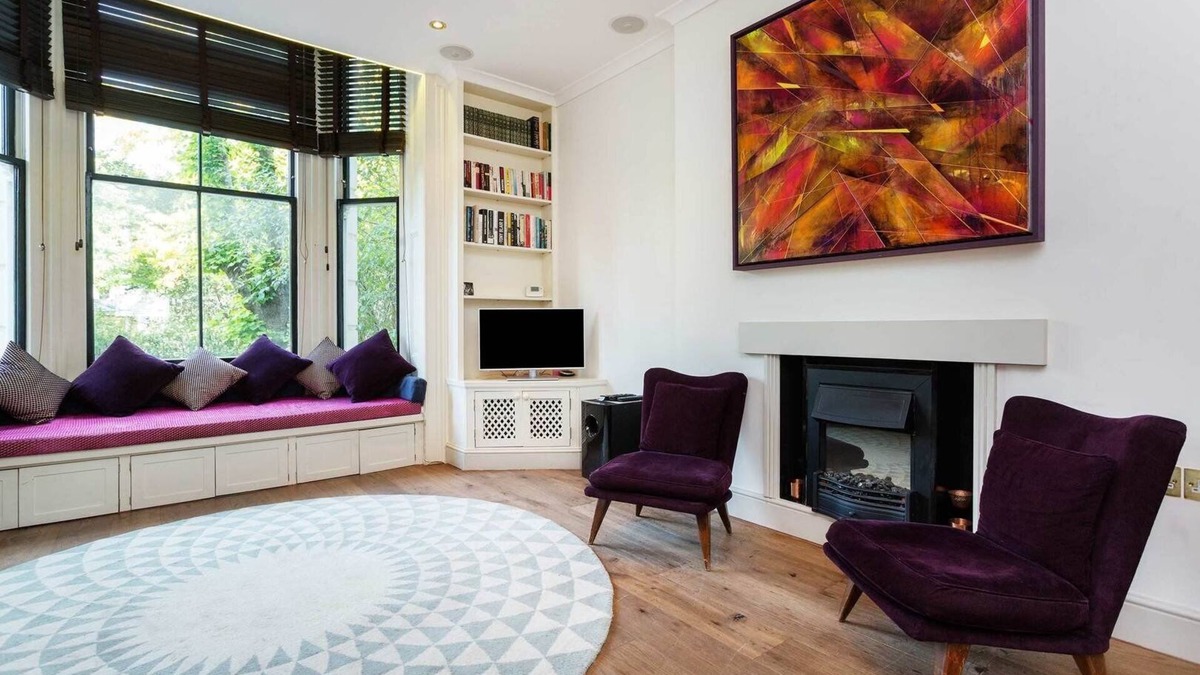 St. Helen's Apartment | Chic Ladbroke Grove Flat with Garden Retreat