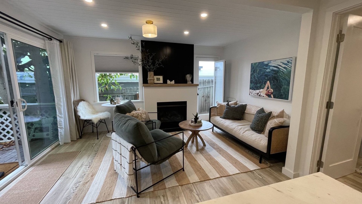 Laguna Niguel Cottage | Chic Laguna retreat! Steps to beach, designer-furnished, with ocean-view yard.
