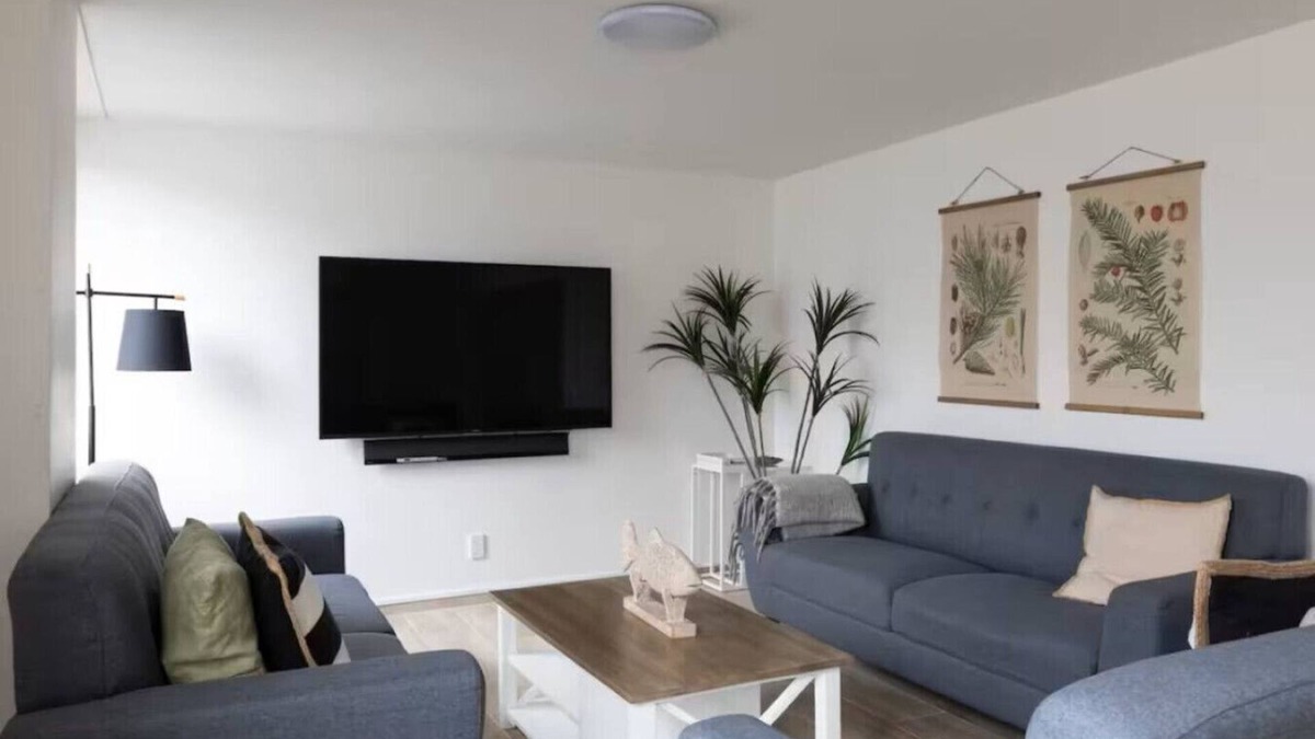 Mission Bay Apartment | Chic on the Beach | Full Kitchen, Free Parking