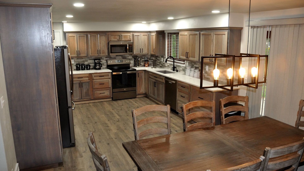Canton House | Chic Retreat Welcomes you!