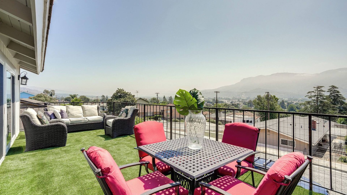 Santa Paula House | Chic Santa Paula Home w/Mountain & City Views!