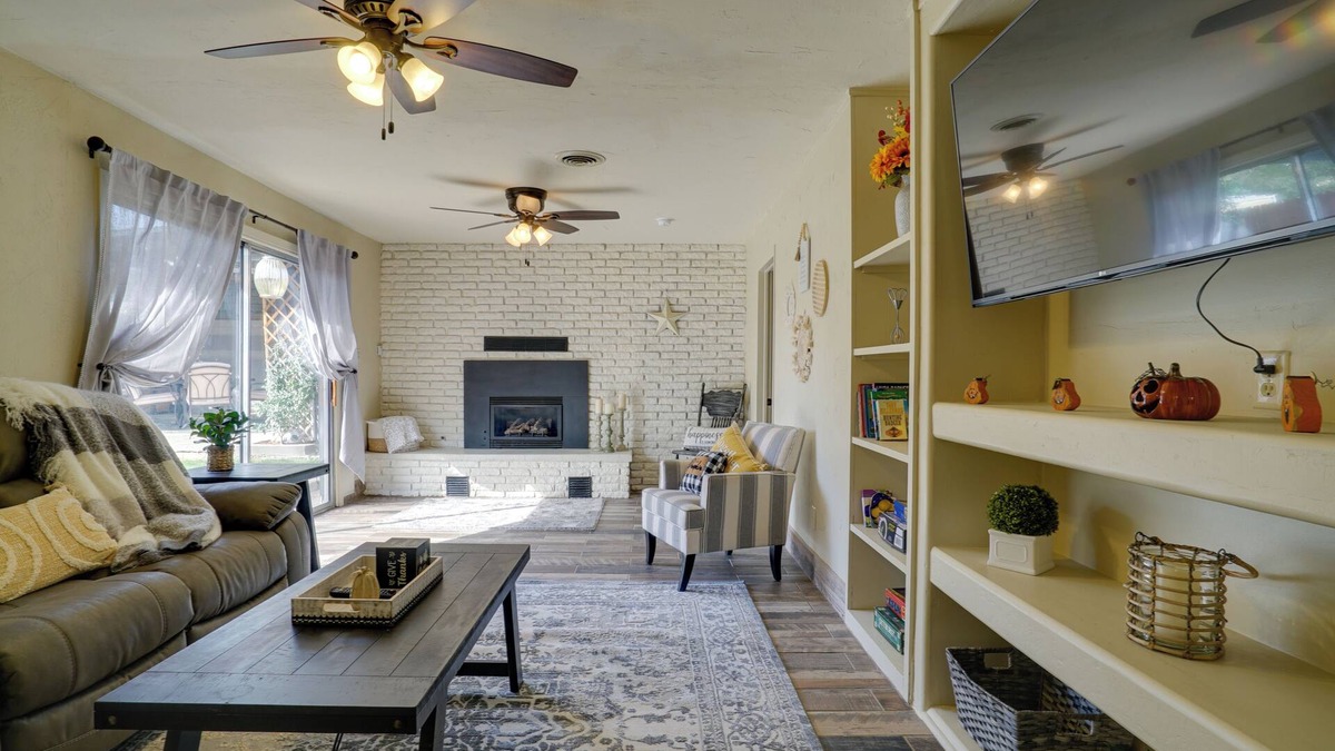 Tyrone House | Chic Silver City Getaway w/Patio + Gas Grill