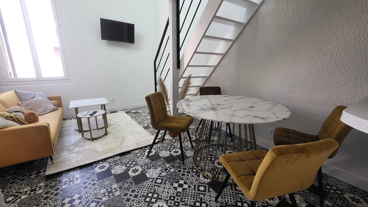 La Gare Apartment | Chic T2 Neuf Clim Netflix Cosy Centre Ville Gare