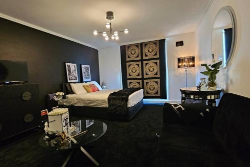 Toorak Apartment | Chic Toorak Studio