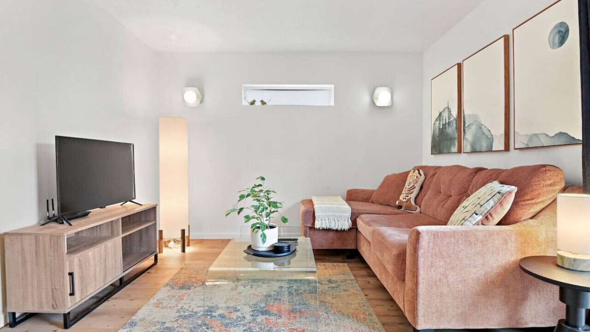 Spokane House | Chic Townhouse in Northtown