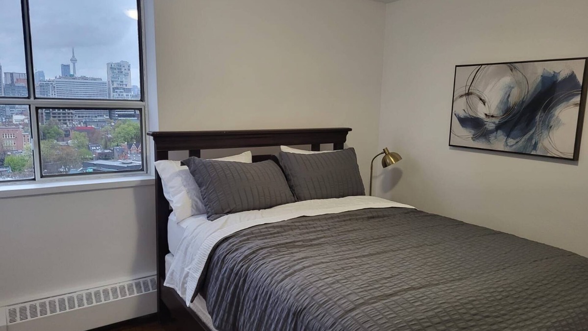 Summerhill Apartment | Chic Yorkville Retreat: Stylish Comfort in the Heart of Toronto