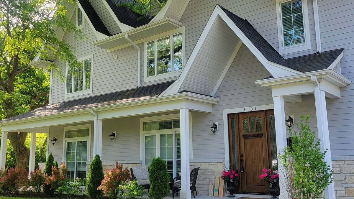 Wilmette House | Chicago - NorthShore Private Vacation Rental Luxury 3 Story Victorian Mansion