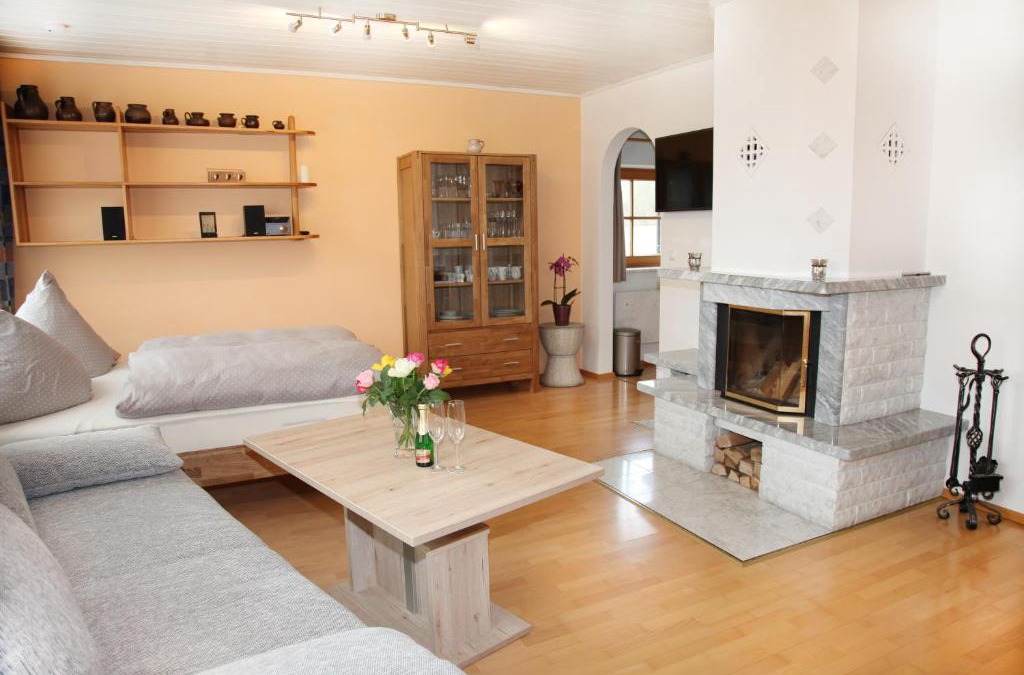 Rimsting Apartment | Chiemsee Comfort-Bungalow mit Garten