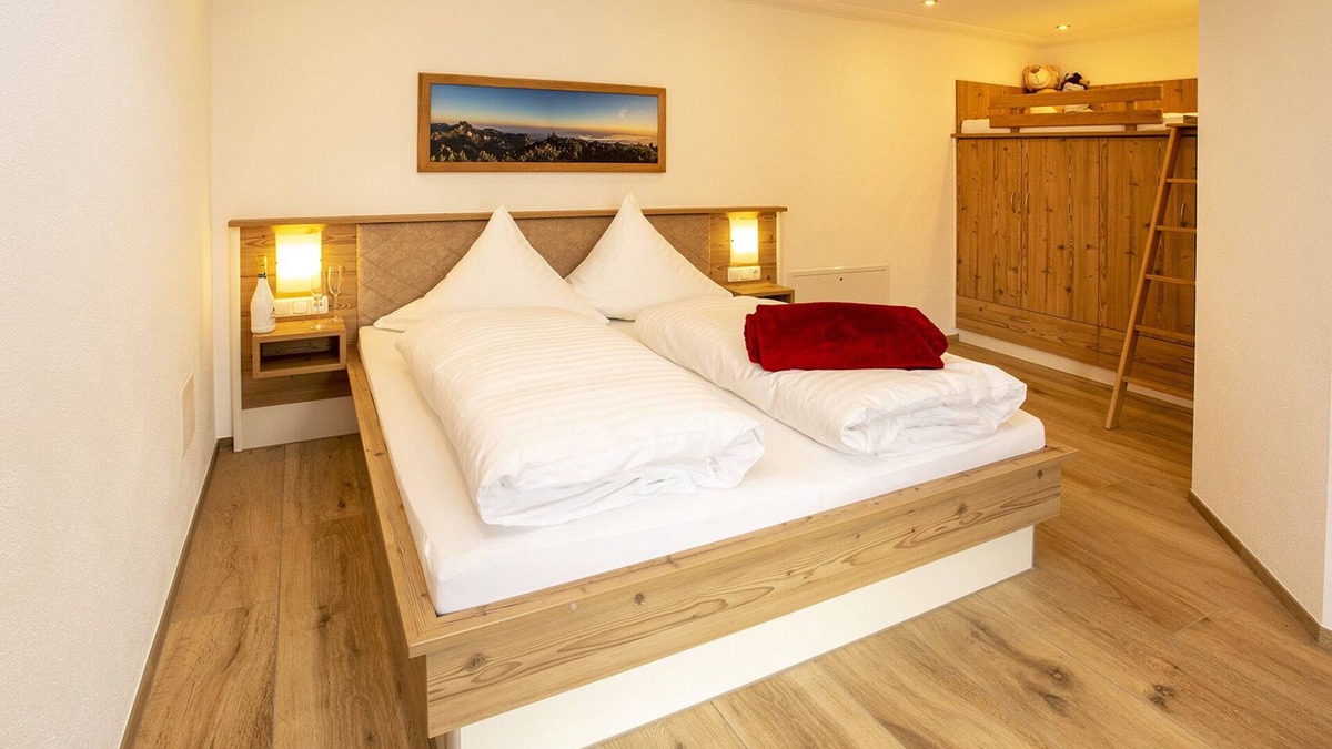 Bernau am Chiemsee Apartment | Chiemsee time 3