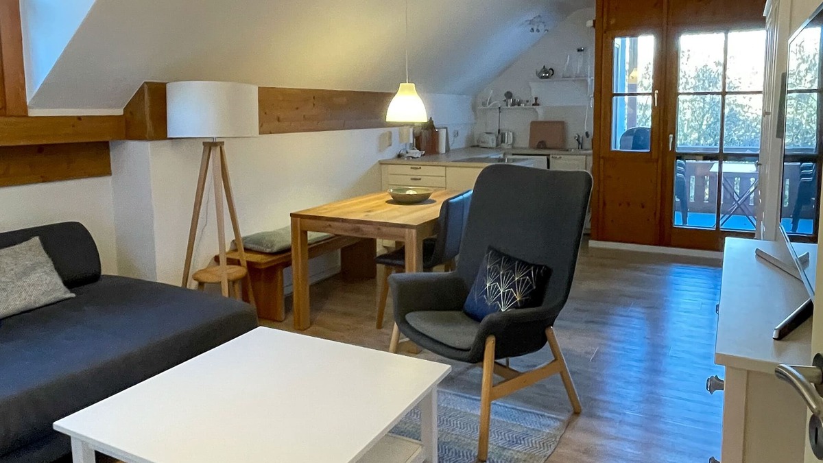 Arlaching Apartment | ChiemseeLuft on the 2nd floor, 45sqm with garden view and 2 bedrooms