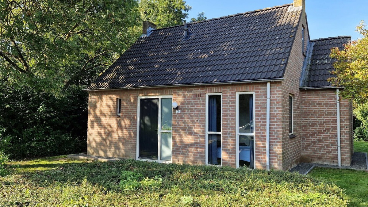 Ewijk House | Child-friendly 6-pers house on a holiday park with indoor swimming pool and lake