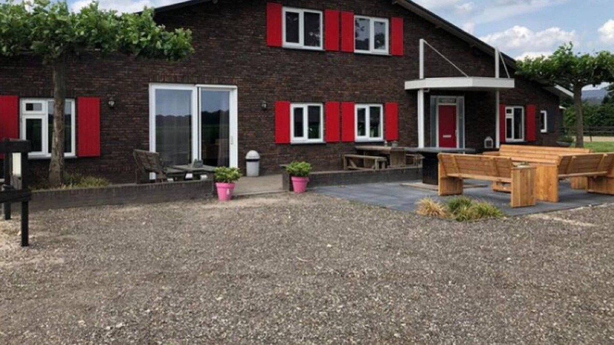 Venhorst Other | Child-friendly holiday home in Venhorst with a large garden