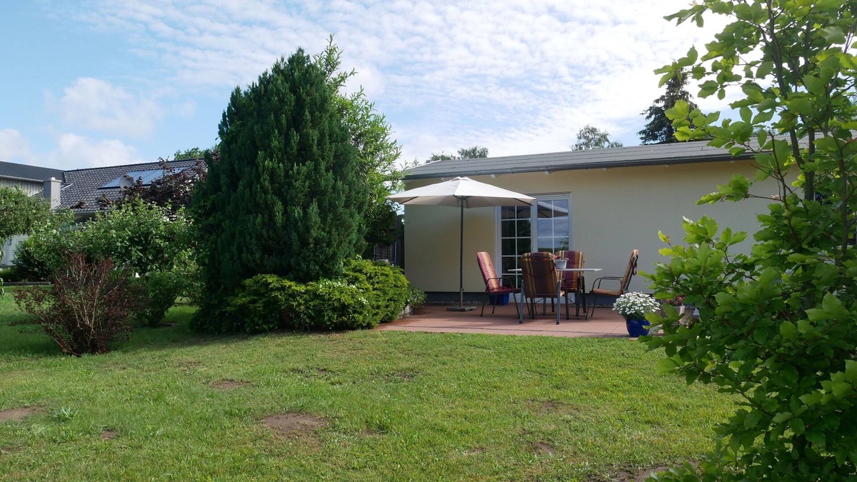 Bannemin Apartment | Child friendly holiday home with W-LAN