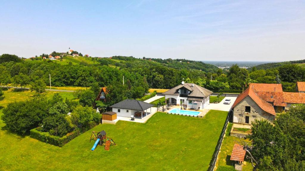Selnica Villa | Chill Hill House