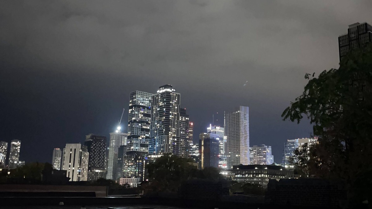 Midtown Toronto Apartment | Chill vibe in Sherbourne street