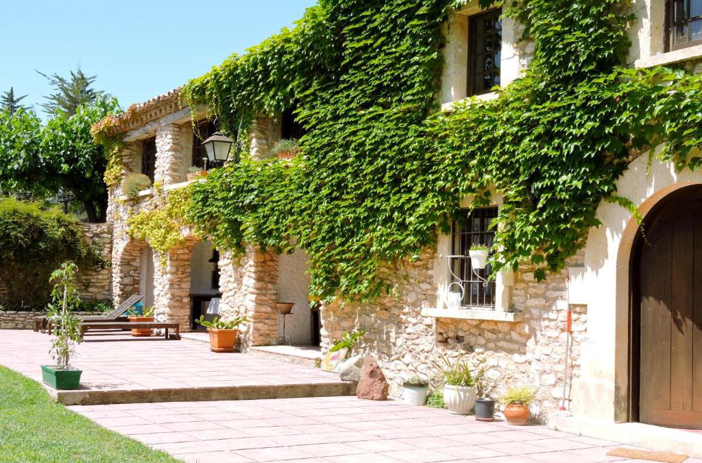 El Catllar House | Chilliman & Mas Miró Biofarm