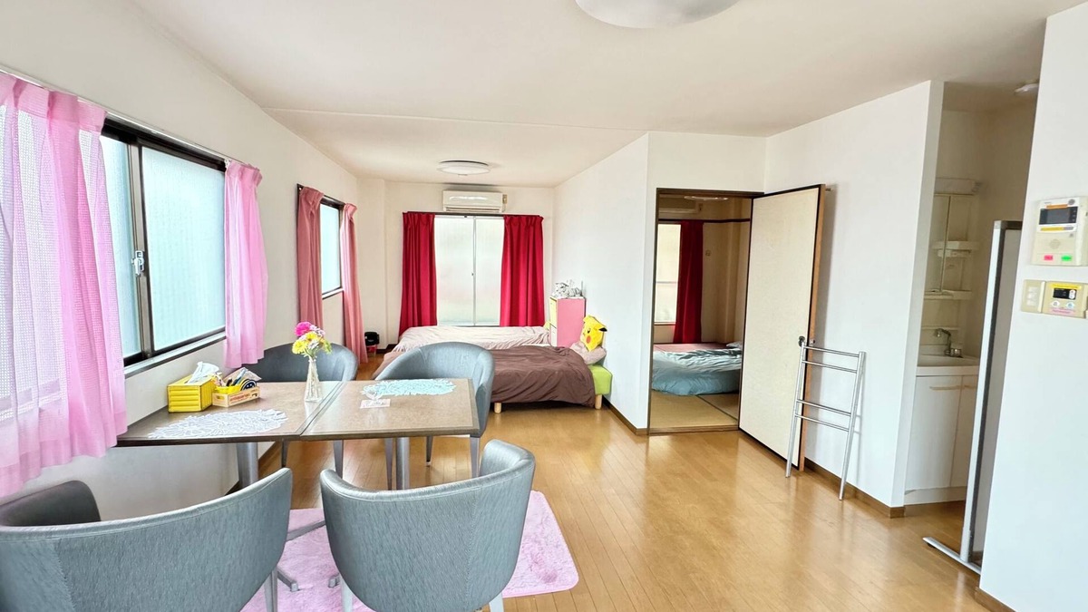 Sumiyoshi Apartment | Chilling Japanese Casual | Safe Residential Area. Everything is close together