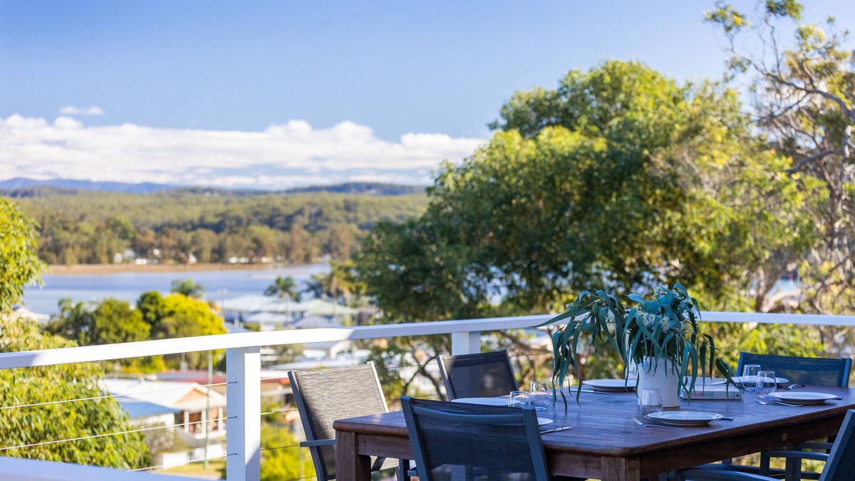 Burrill Lake House | Chilltown - Coastal Escape with Lake and Mountain Views