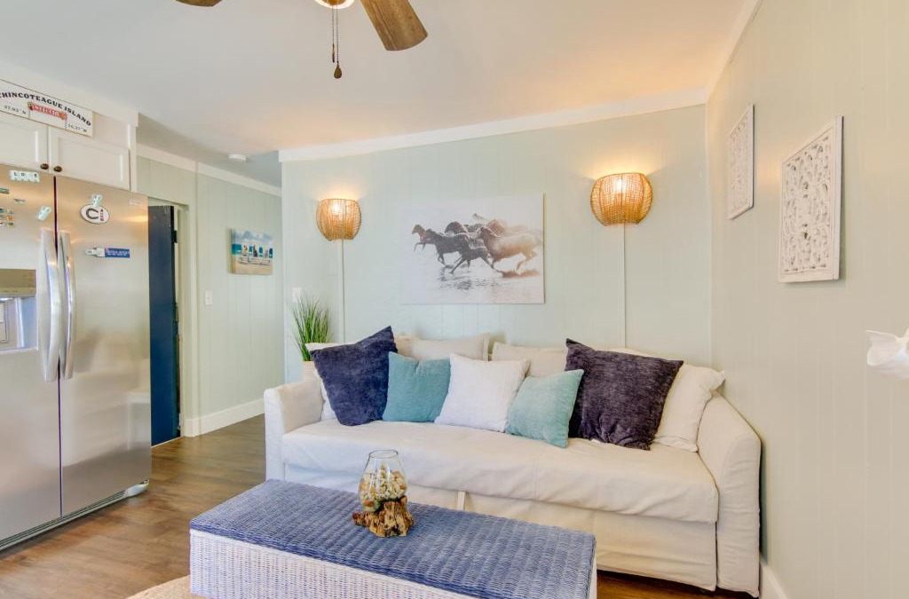 Chincoteague Apartment | Chincoteague Apartment with Deck Walk to Waterfront