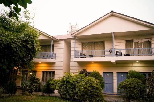 Itahari Hotel | Chintan Chautari