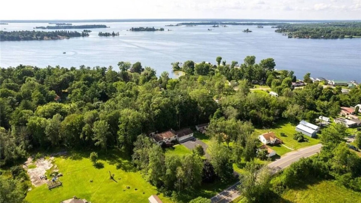 Chippewa Bay House | Chippewa Bay Retreat