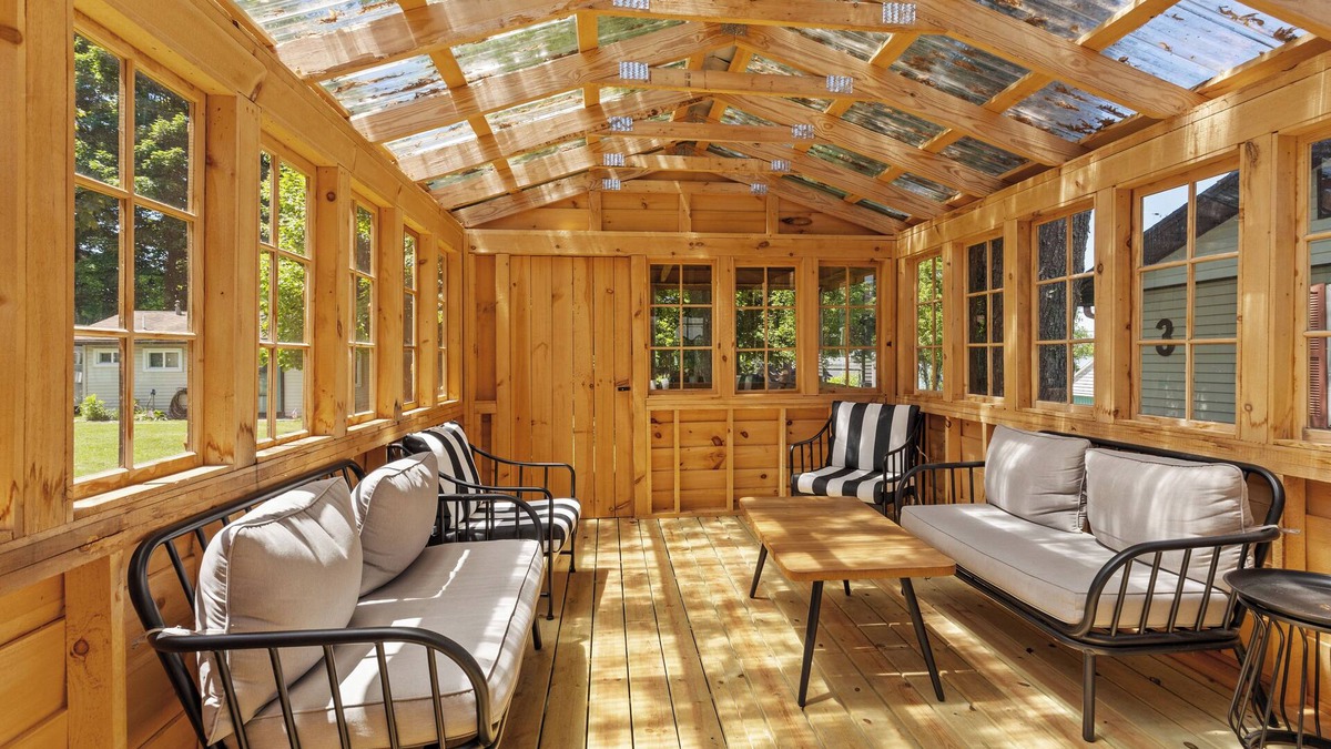 Chippewa Lake Cabin | Chippewa Bluffs Resort