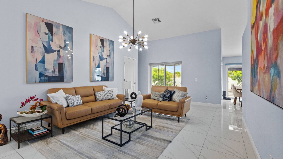 Pelican House | Chiquita's Sunset, a modern escape in Cape Coral