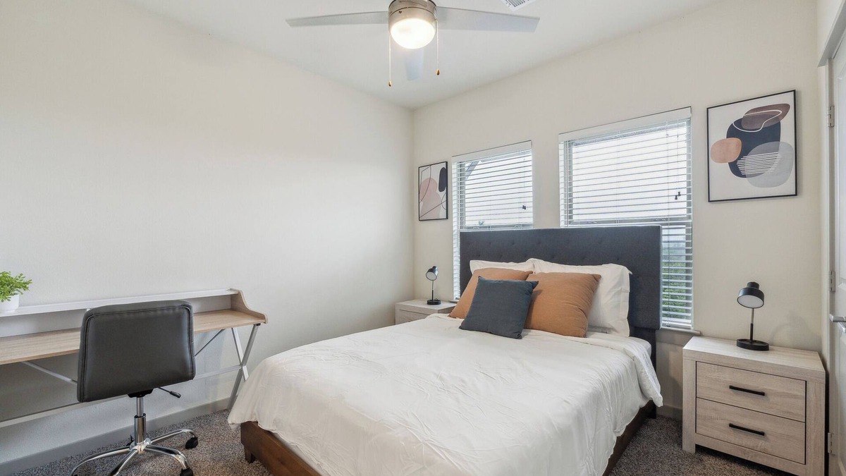 Cleburne Apartment | Chisholm Trace 1022 I Spacious 2 Bed 2 Bath