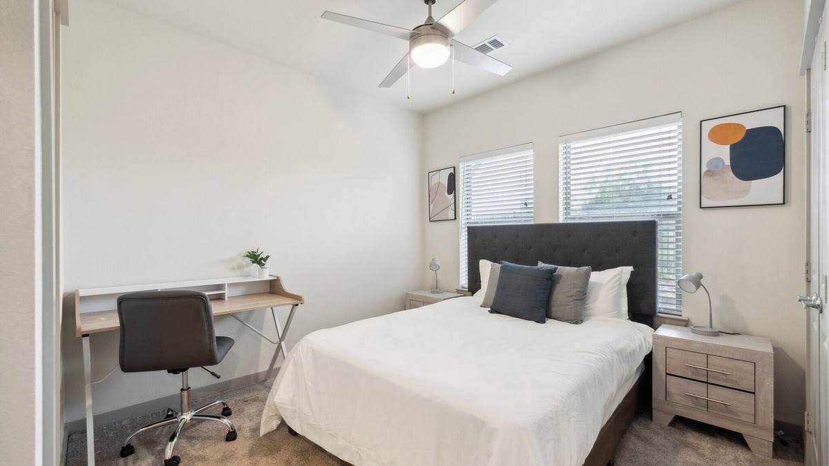 Cleburne Apartment | Chisholm Trace 422 I Comfy 2 bed 2 Bath