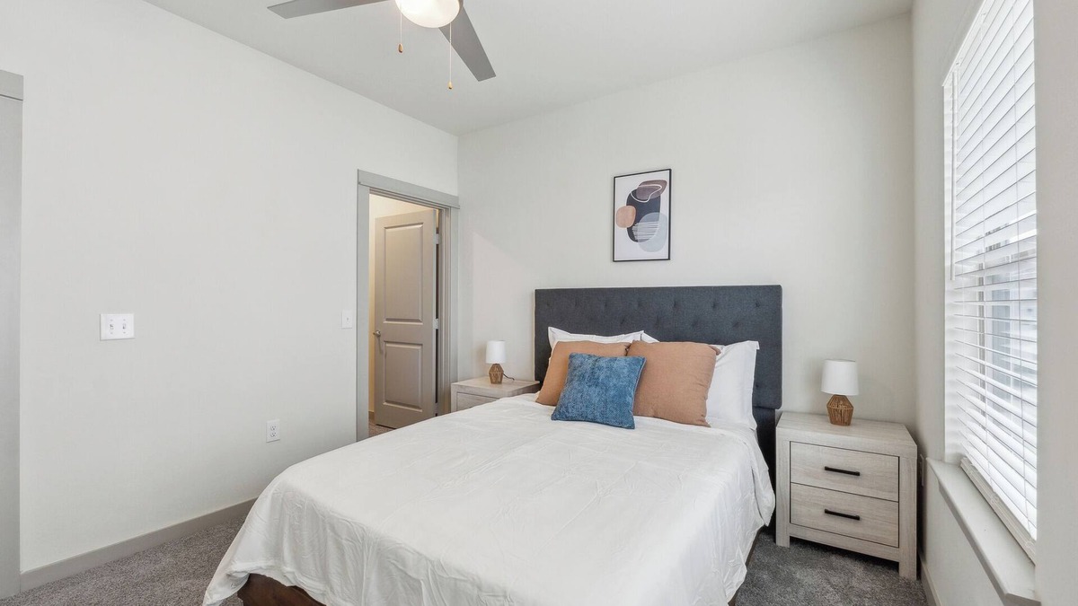 Cleburne Apartment | Chisholm Trace 827 I Comfy 2 Bed 2 Bath