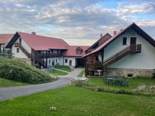 Chlumek Apartment | Chlumecký dvůr