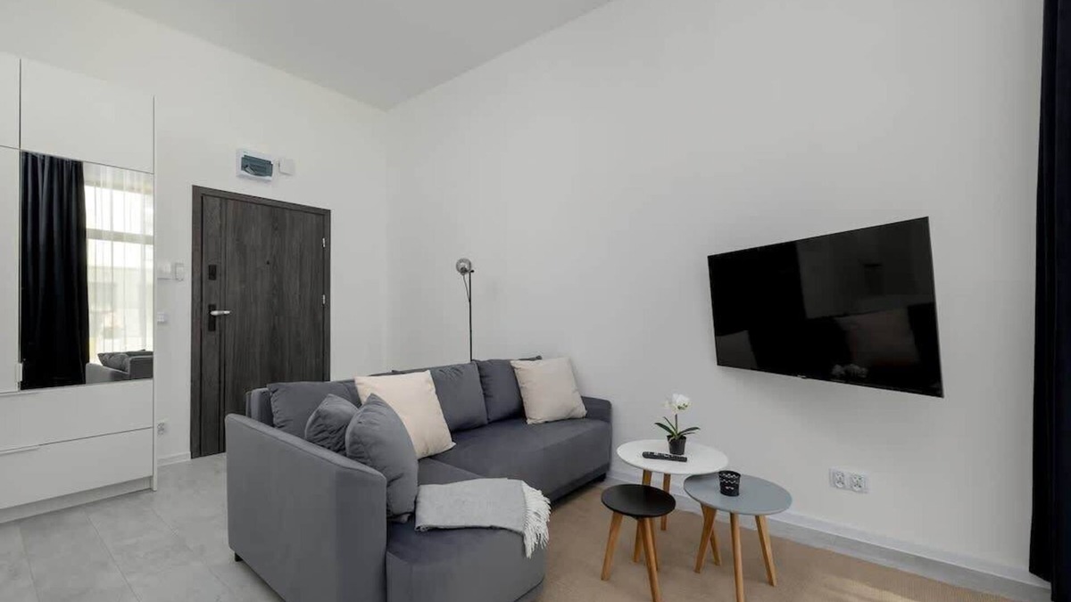 West Pomeranian Voivodeship Apartment | Chmielewskiego 24 | Cozy Studio | Wi-Fi