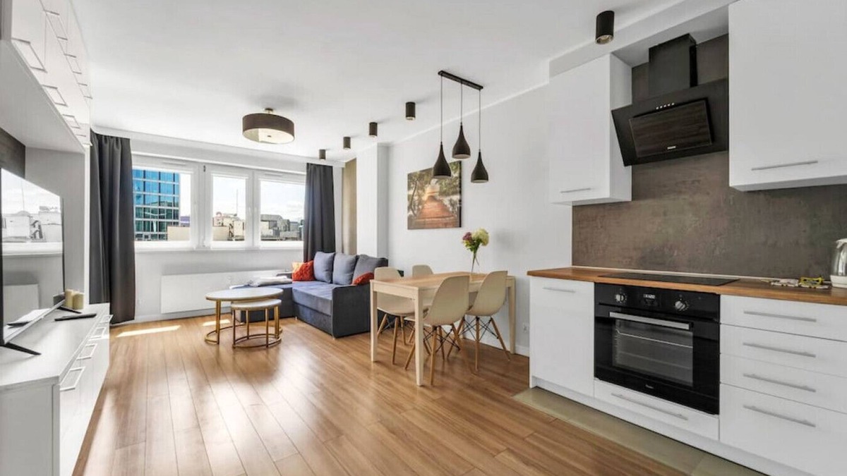 Centrum Apartment | Chmielna Downtown Apartments by Rentujemy