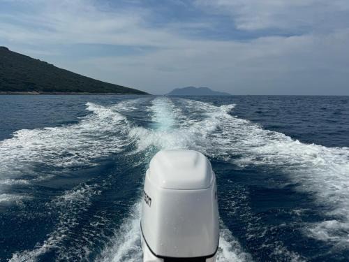 Vlore Boat Rental | Chosen Boat Trip by T