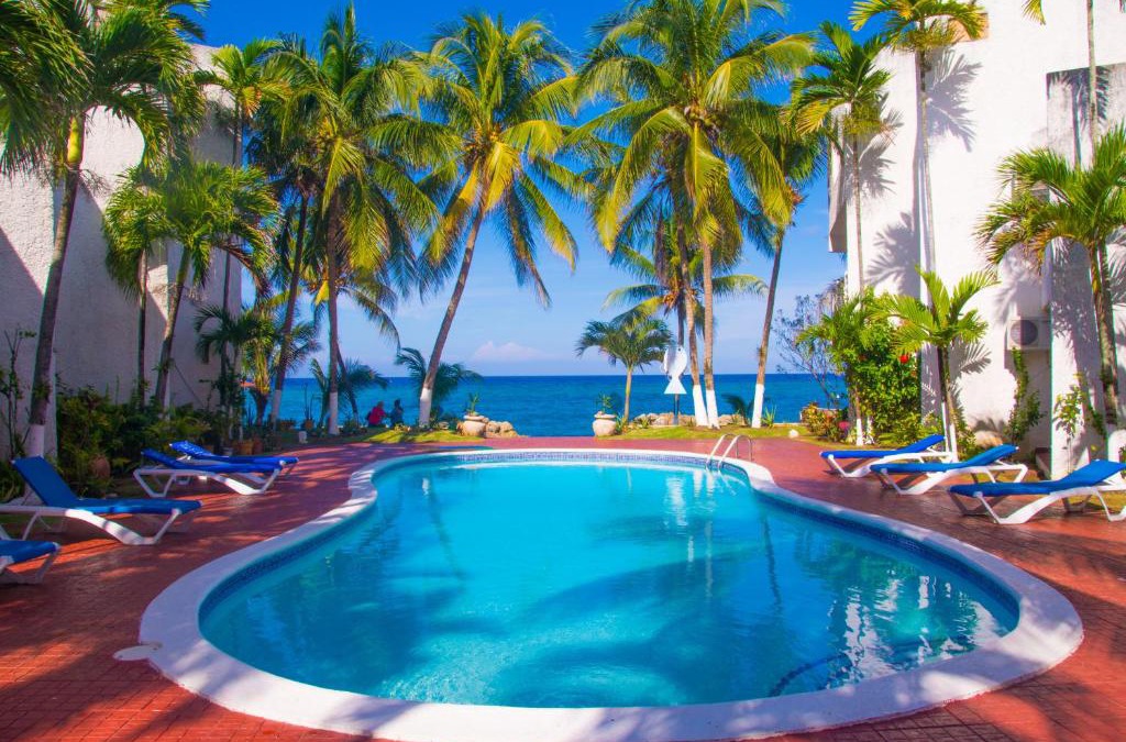 Tower Isle Apartment | Chrisanns Paradise Suite by the Ocean - Apt#9