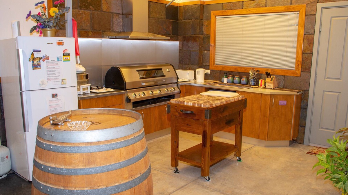 Kimba Ski Chalet | Chrissie's Dongara