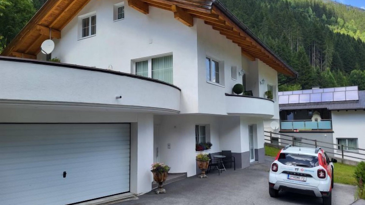 Ischgl Apartment | Christians Hamat by Interhome