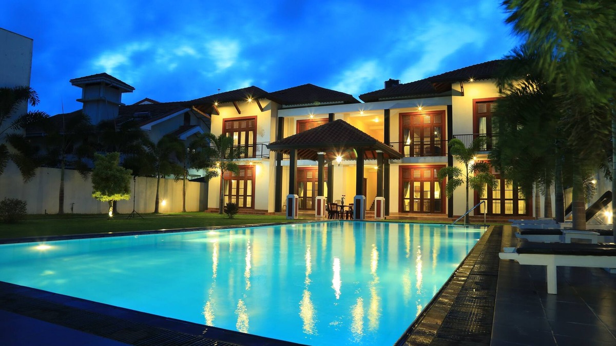 Ettukala House | Christima Residence