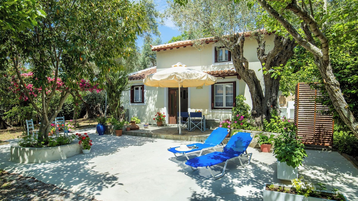 Stafylos Cottage | Christina Cottage In Stafylos, Skopelos, Greece