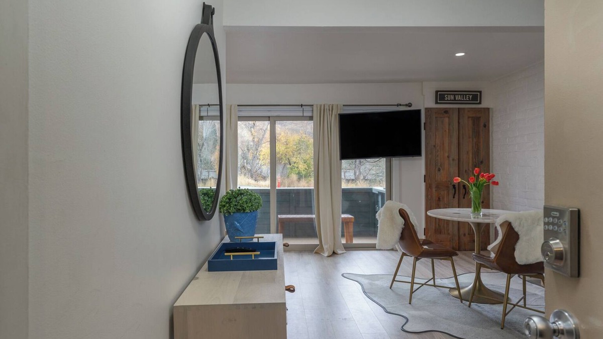 Ketchum Apartment | Christmas Availability! Studio Ketchum 2 blocks from downtown and walk to ski