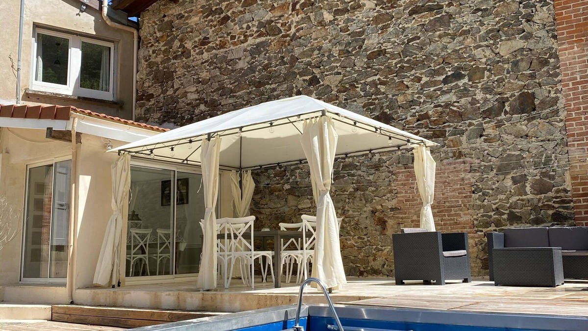 Saint-Barthelemy-de-Vals House | Christophe's house - Château de Rochetaillée