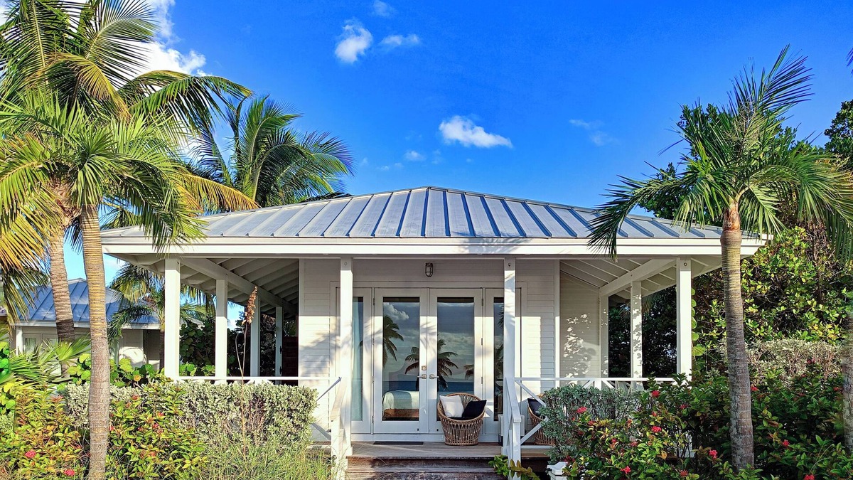 Chub Cay Hotel | Chub Cay Resort & Marina