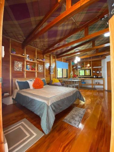 Tomas Oppus House | Chue&larry's Beachside Homestay