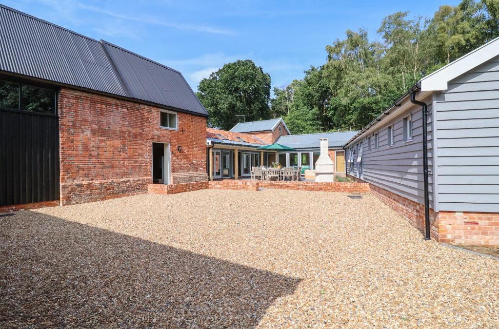 Dunwich House | Church Farm Barn