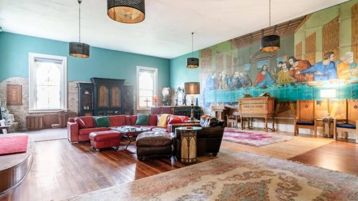 Danville House | Church of the Perpetual Boogie: near VIR & Casino