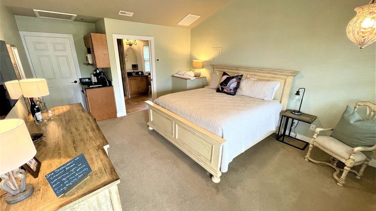 Swansboro Condo | Church Street #5 - Charming 1-bedroom condo downtown Swansboro