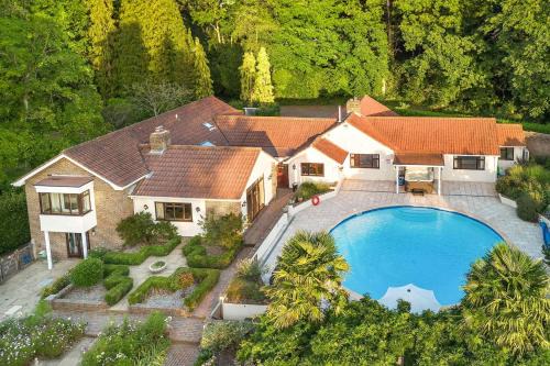 Scaynes Hill House | Churchill Country Retreat By My Getaways