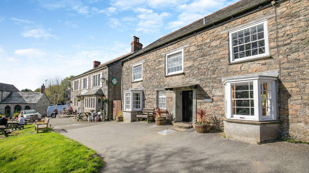 Blisland House | Churchtown Cottage - Three Bedroom House, Sleeps 6